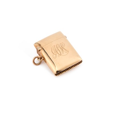 Lot 288 - A GEORGE V 9 CARAT GOLD VESTA CASE