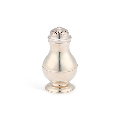 Lot 781 - A GEORGE I SILVER PEPPER CASTER