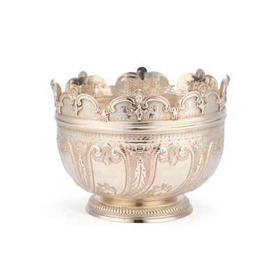 Lot 734 - A VICTORIAN BRITANNIA STANDARD SILVER MONTEITH