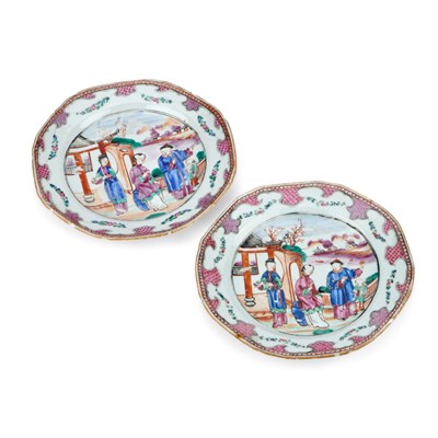 Lot 227 - A PAIR OF 18TH CENTURY CHINESE FAMILLE ROSE PORCELAIN PLATES