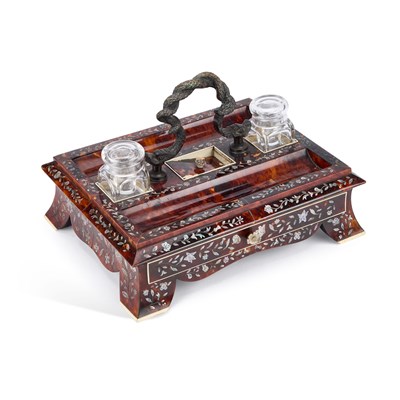 Lot 477 - A REGENCY MOTHER-OF-PEARL INLAID TORTOISESHELL INKSTAND