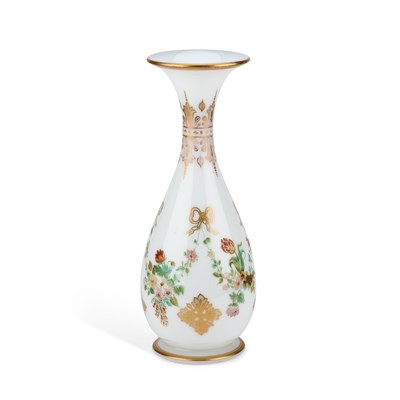 Lot 65 - A LARGE 19TH CENTURY OPALINE GLASS VASE