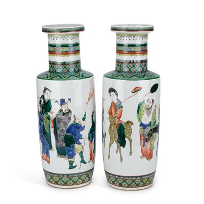 Lot 77 - A LARGE PAIR OF CHINESE FAMILLE VERTE PORCELAIN ROULEAU VASES