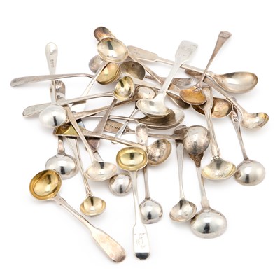 Lot 257 - A COLLECTION OF GEORGIAN AND LATER SILVER SALT AND MUSTARD SPOONS
