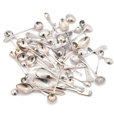 Lot 255 - A COLLECTION OF GEORGIAN AND LATER SILVER SALT AND MUSTARD SPOONS