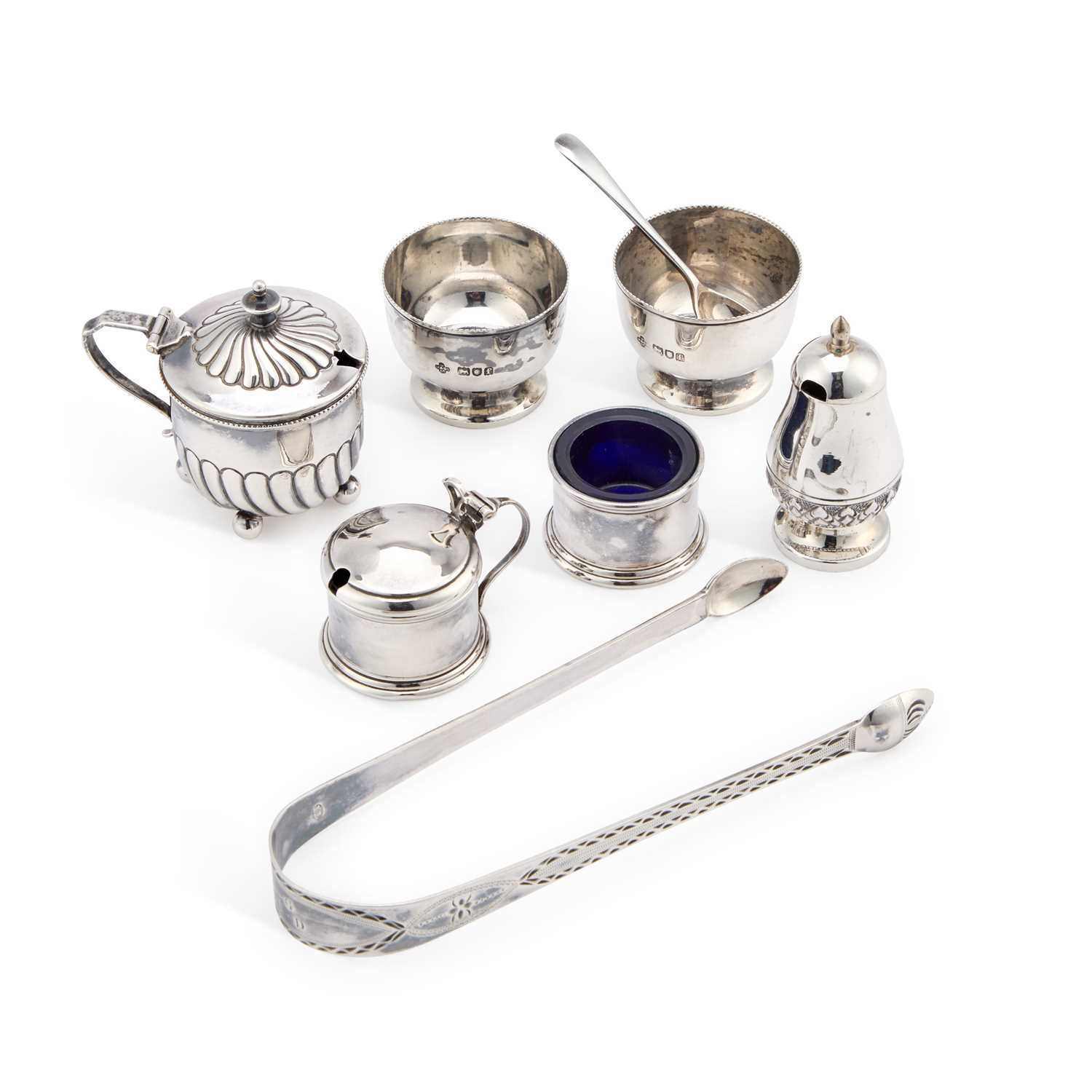 Lot 286 - A GROUP OF SILVER