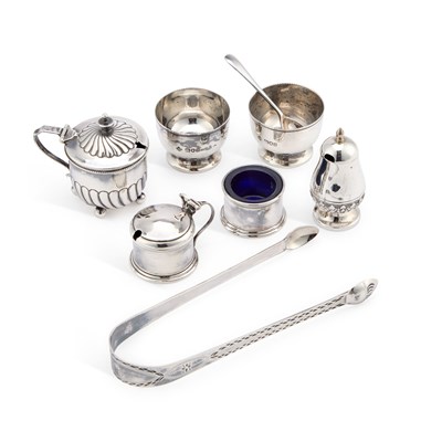 Lot 286 - A GROUP OF SILVER