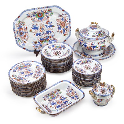 Lot 81 - A SPODE NEW STONE DINNER SERVICE