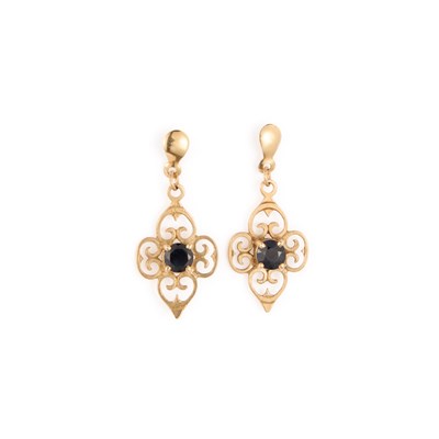 Lot 555 - A PAIR OF SAPPHIRE PENDANT EARRINGS