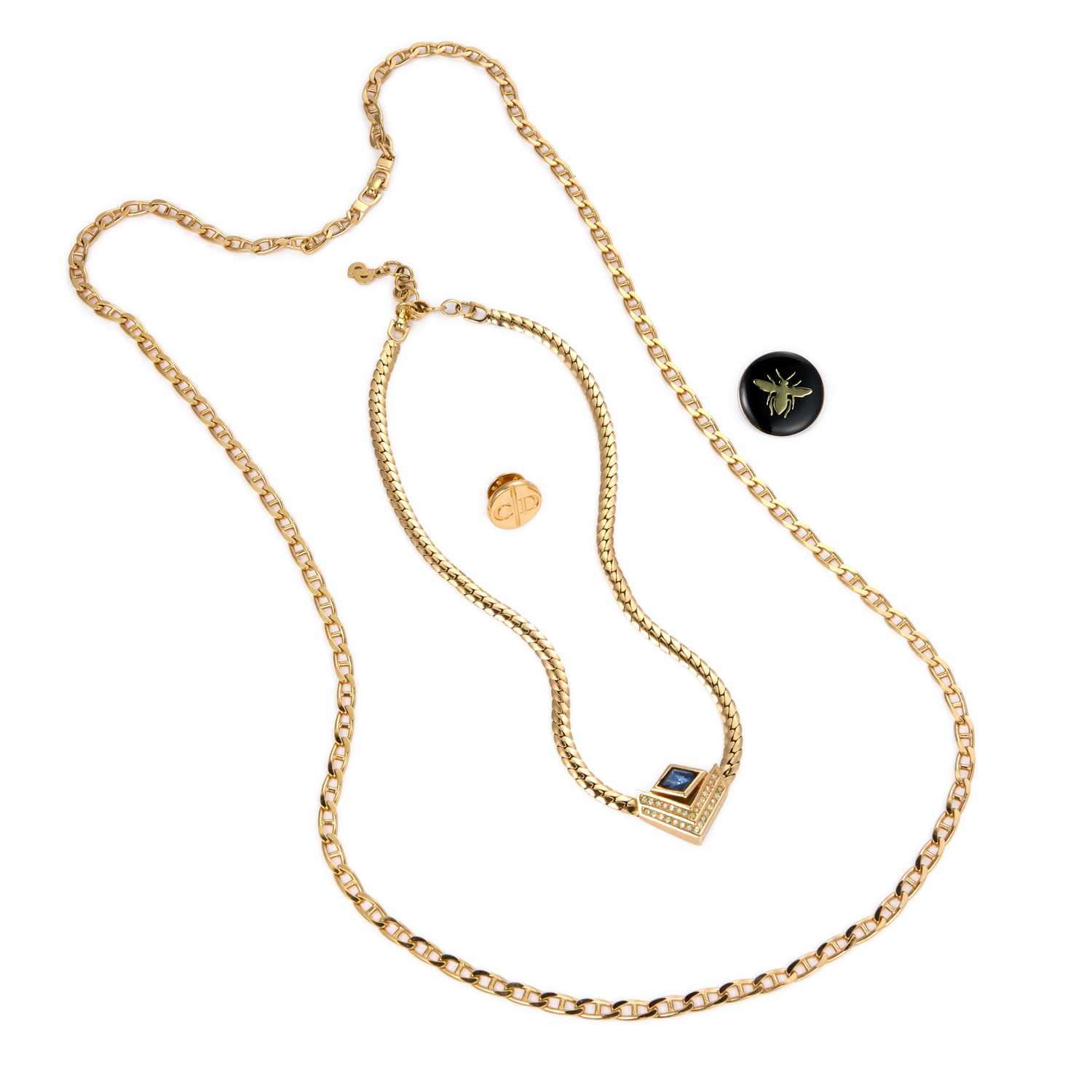 Lot 464 - CHRISTIAN DIOR, A GROUP OF GOLD TONE JEWELLERY