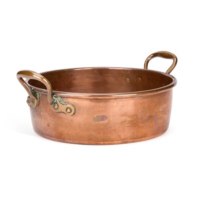 Lot 168 - A 19TH CENTURY COPPER TWO-HANDLED CREAM PAN
