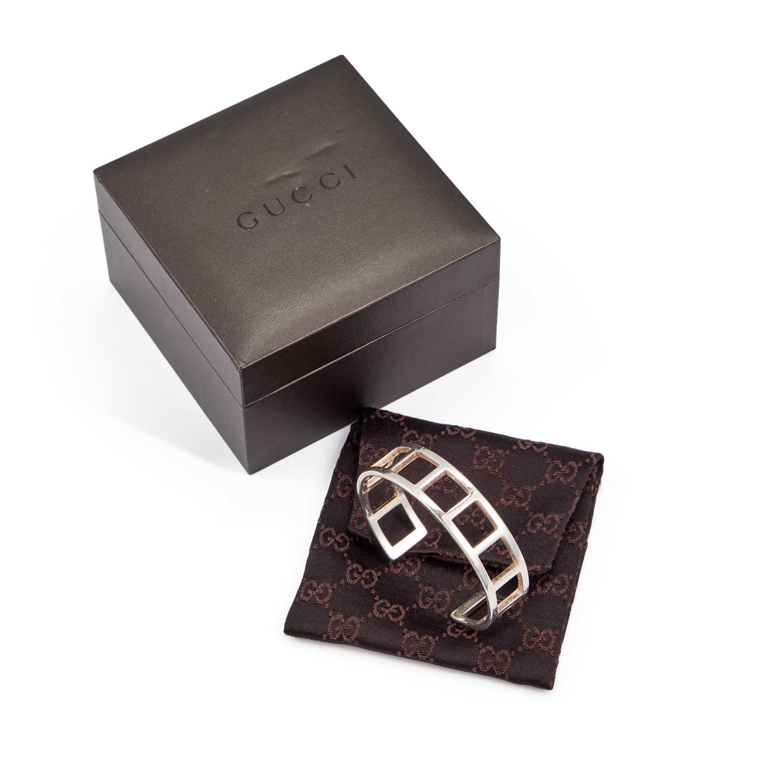Lot 493 - GUCCI, A SILVER CUFF BANGLE