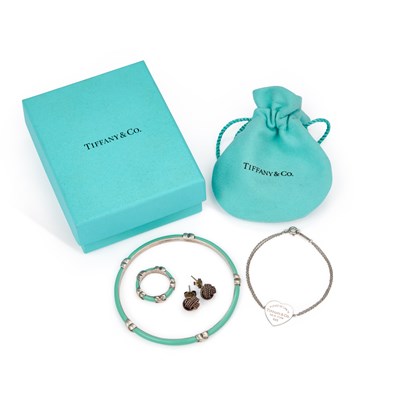 Lot 489 - TIFFANY & CO, A GROUP OF JEWELLERY