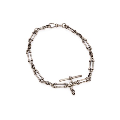 Lot 600 - AN EDWARDIAN SILVER FANCY ALBERT CHAIN