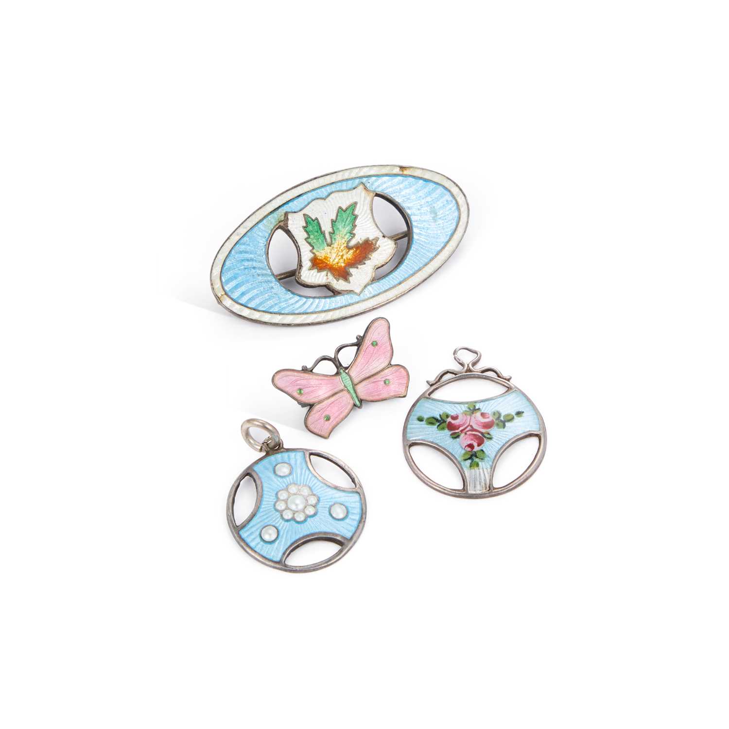 Lot 608 - A GROUP OF GUILLOCHÉ ENAMEL JEWELLERY