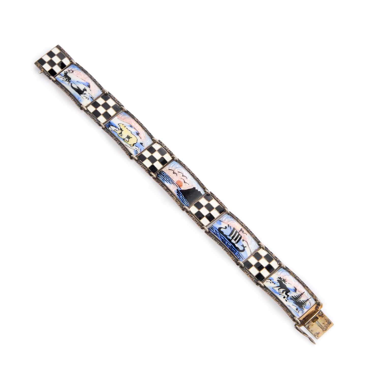 Lot 468 - O F HJORTDAHL, A NORWEGIAN SILVER GUILLOCHÉ ENAMEL BRACELET