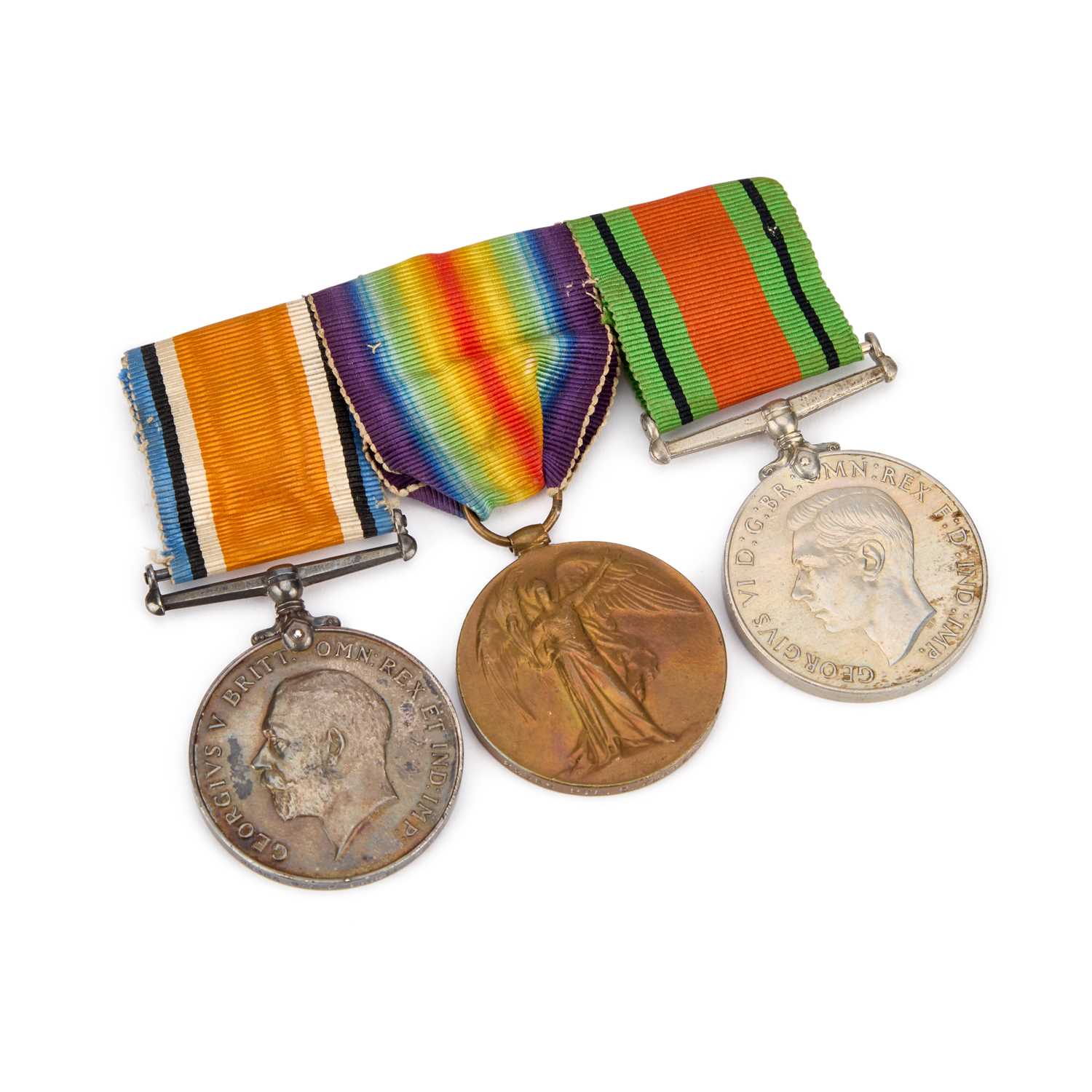 Lot 10 - A FIRST WORLD WAR MEDAL PAIR AND A SECOND WORLD WAR DEFENCE MEDAL