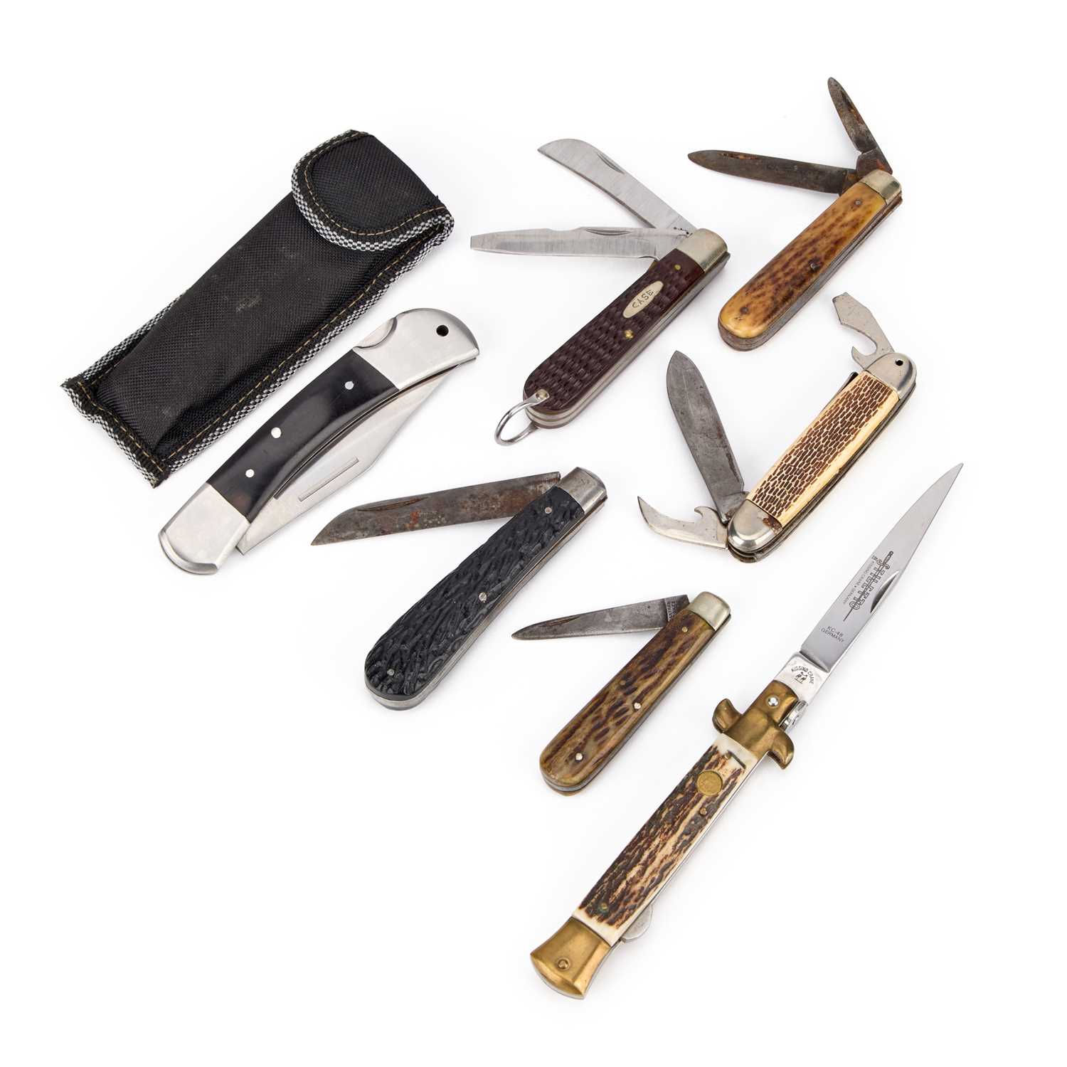 Lot 1 - A GROUP OF POCKET KNIVES