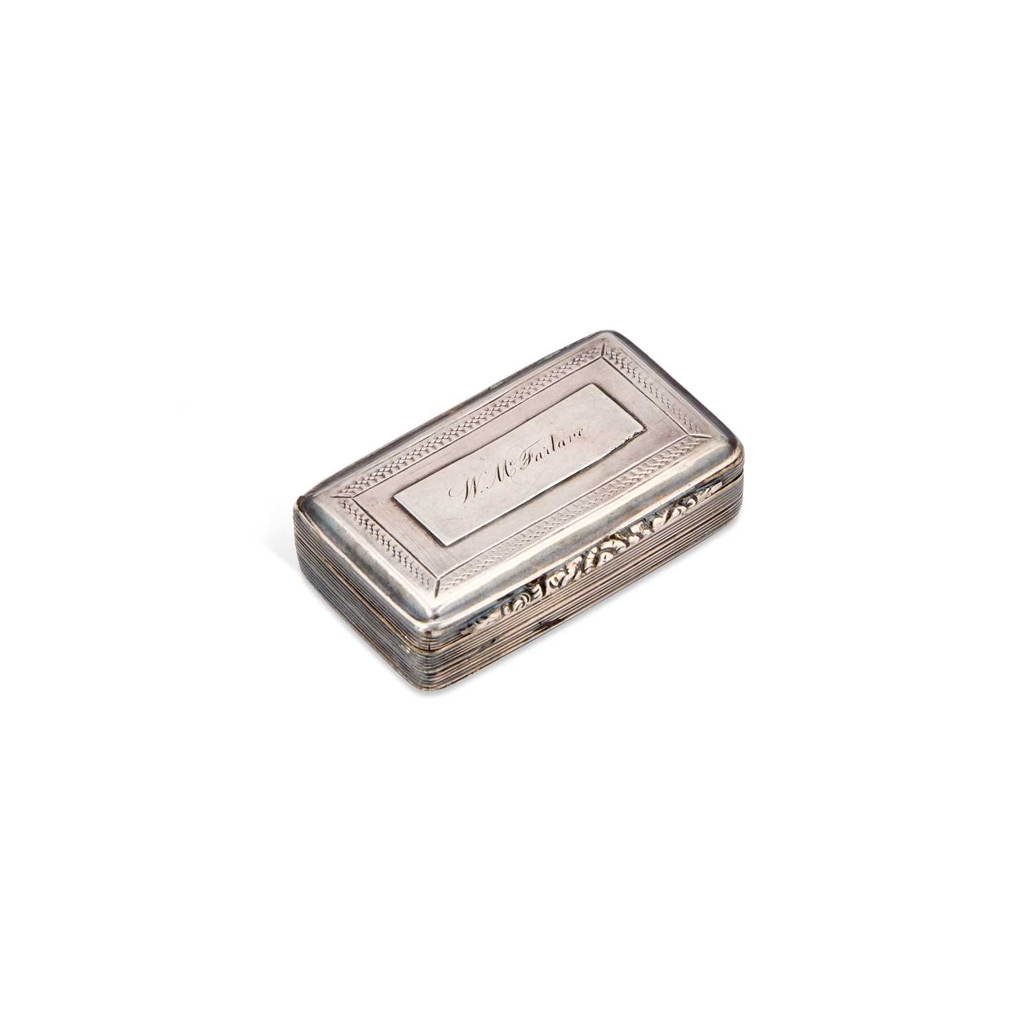 Lot 394 - A GEORGE IV SILVER SNUFF BOX