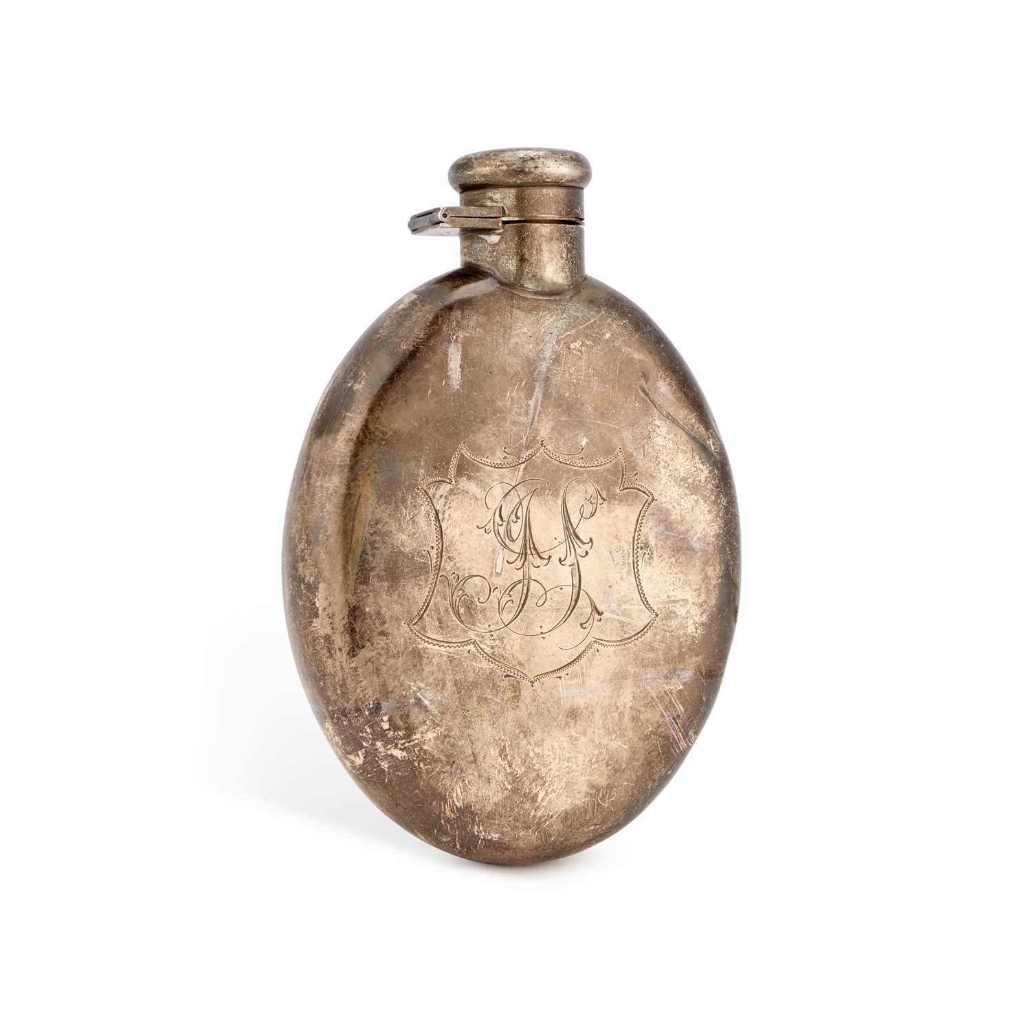Lot 325 - AN EDWARDIAN SILVER HIP FLASK