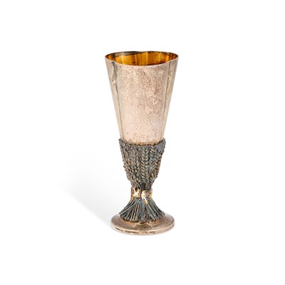 Lot 280 - AN ELIZABETH II LIMITED EDITION SILVER GOBLET