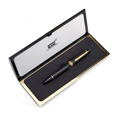 Lot 736 - A MONTBLANC MESITERSTUCK NO. 146 FOUNTAIN PEN