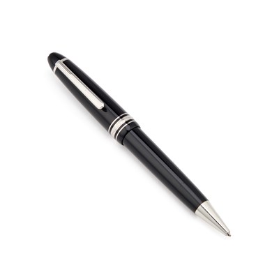 Lot 739 - A MONTBLANC PIX BALLPOINT PEN