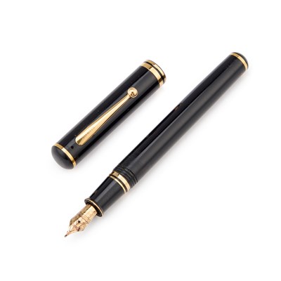 Lot 720 - A SHEAFFER CONNAISSEUR FOUNTAIN PEN