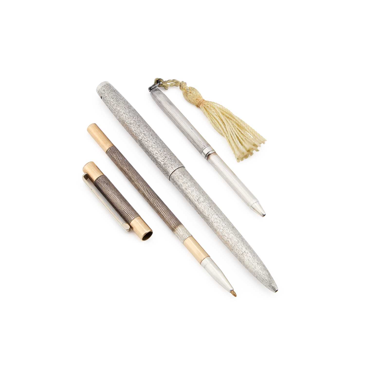 Lot 273 - AN ELIZABETH II SILVER PEN