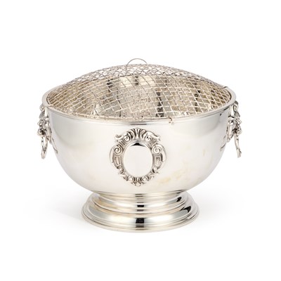 Lot 310 - A LARGE GEORGE V SILVER ROSE BOWL