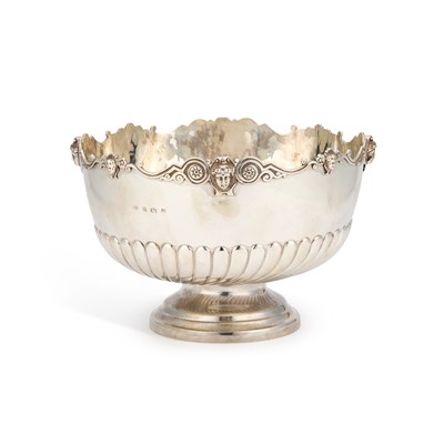 Lot 392 - A LARGE VICTORIAN SILVER BOWL