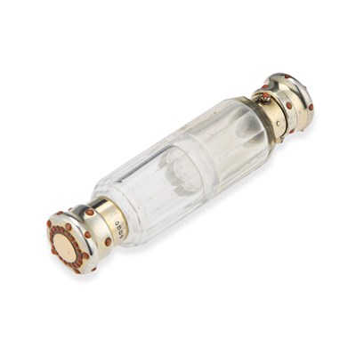 Lot 361 - A VICTORIAN SILVER-MOUNTED DOUBLE-ENDED GLASS SCENT BOTTLE