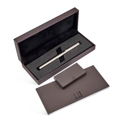 Lot 734 - AN AFRED DUNHILL GEMLINE FOUNTAIN PEN