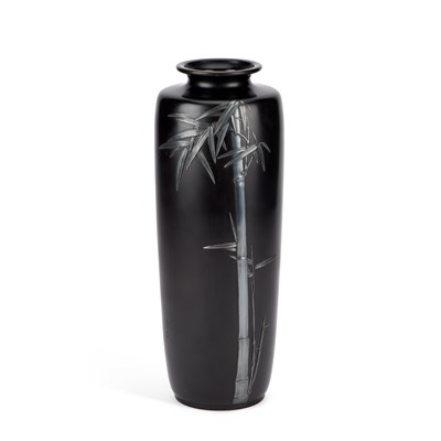 Lot 117 - A FINE JAPANESE SILVER-ONLAID BRONZE VASE