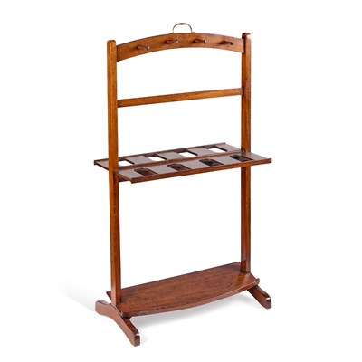 Lot 791 - AN EARLY 20TH CENTURY MAHOGANY FLOOR-STANDING WHIP RACK