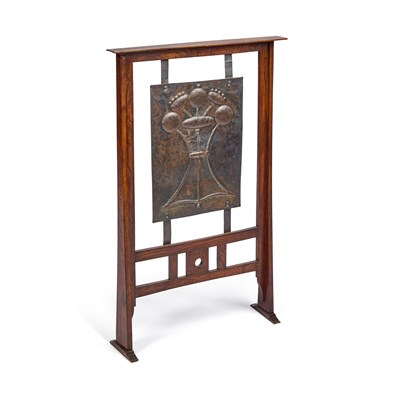 Lot 805 - AN ARTS AND CRAFTS OAK AND COPPER FIRESCREEN