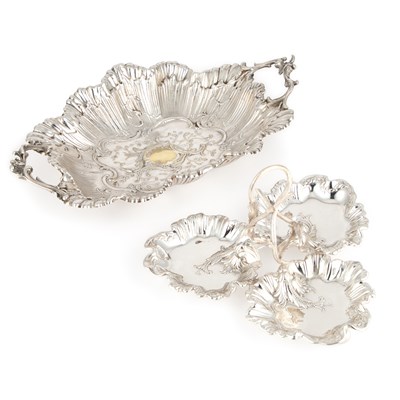 Lot 246 - A 19TH CENTURY ROCOCO REVIVAL SILVER-PLATED TWO-HANDLED TABLE DISH
