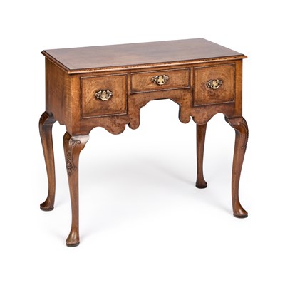 Lot 801 - A QUEEN ANNE STYLE WALNUT LOWBOY