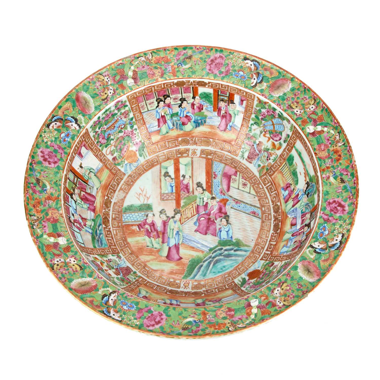 Lot 81 - A CHINESE FAMILLE ROSE PORCELAIN BOWL