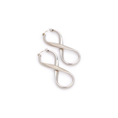 Lot 468 - A PAIR OF 9 CARAT WHITE GOLD TEXTURED INFINITY HOOP EARRINGS