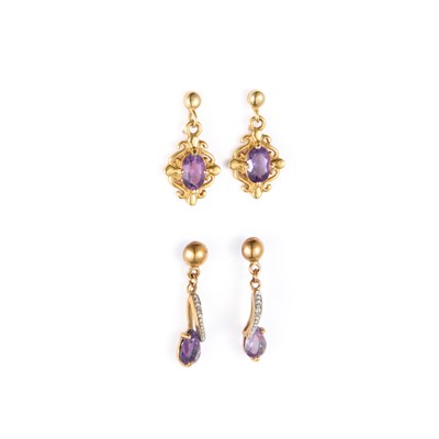 Lot 475 - TWO PAIRS OF AMETHYST PENDANT EARRINGS