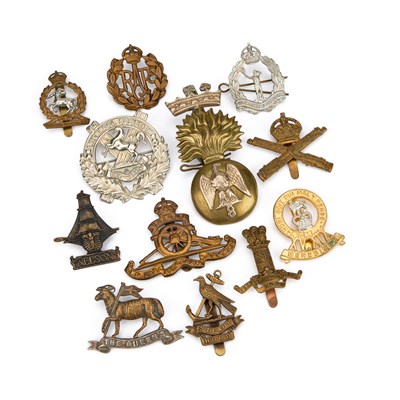 Lot 28 - A COLLECTION OF MILITARY CAP BADGES