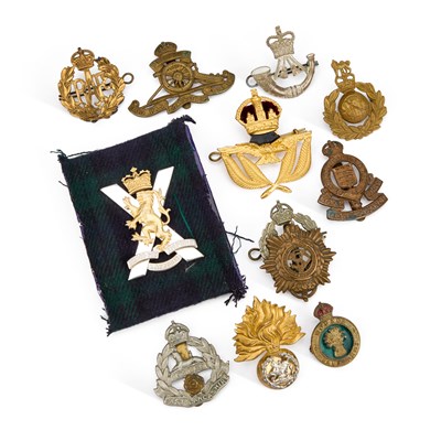 Lot 22 - A COLLECTION OF MILITARY CAP BADGES