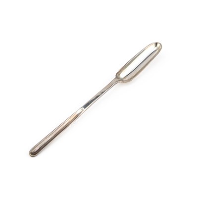 Lot 300 - AN ELIZABETH II SILVER MARROW SCOOP