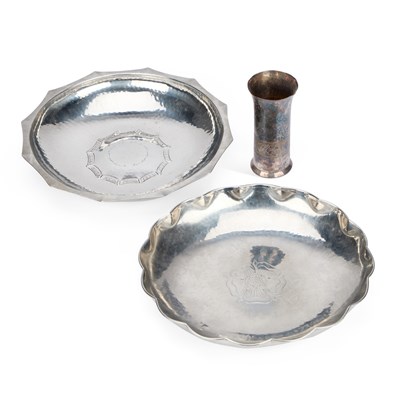 Lot 220 - A KESWICK SCHOOL OF INDUSTRIAL ART SILVERED METAL VASE