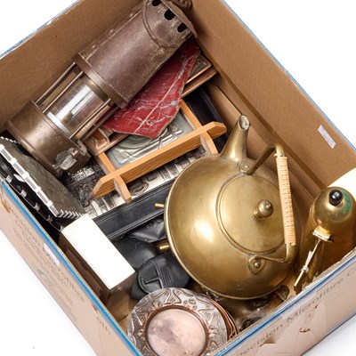 Lot 185 - A COLLECTION OF METALWORK AND OTHER ITEMS