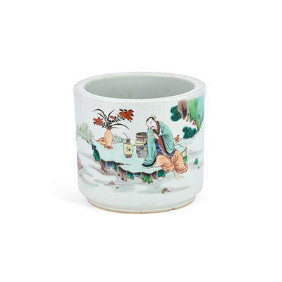 Lot 69 - A CHINESE FAMILLE VERTE PORCELAIN BRUSH POT
