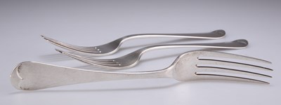 Lot 1134 - A SET OF THREE VICTORIAN SILVER TABLE FORKS