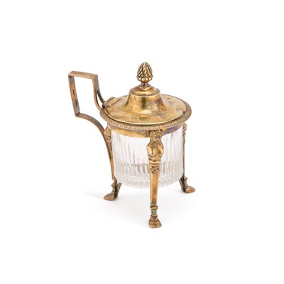 Lot 216 - A 19TH CENTURY FRENCH SILVER-GILT MUSTARD POT
