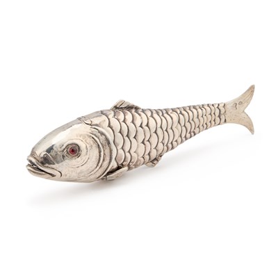Lot 214 - A GOOD GERMAN SILVER ARTICULATED FISH